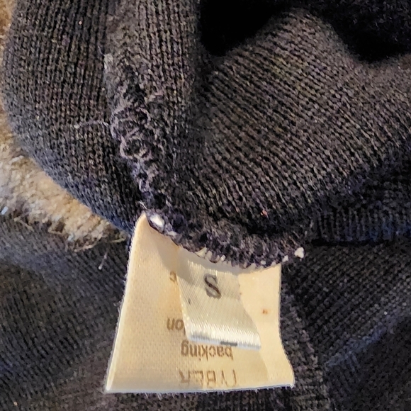 La maison de la fausse fourrure black wool fur Button Up Glam cardigan S - Picture 14 of 14